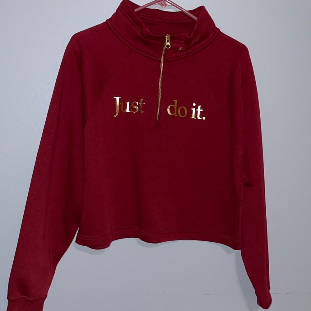 CROPPED NIKE HOODIE